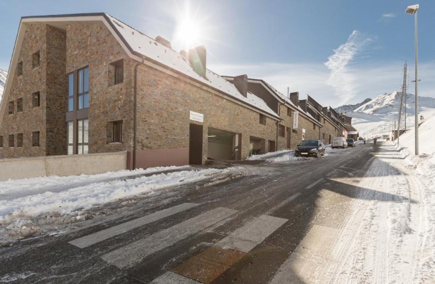 Lux Aigle "Acceso Directo A Pistas" Apartman Pas De La Casa Kültér fotó